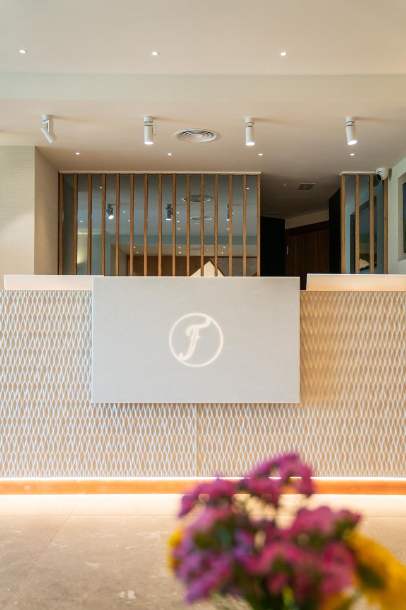 Felix Hotel Валс Екстериор снимка